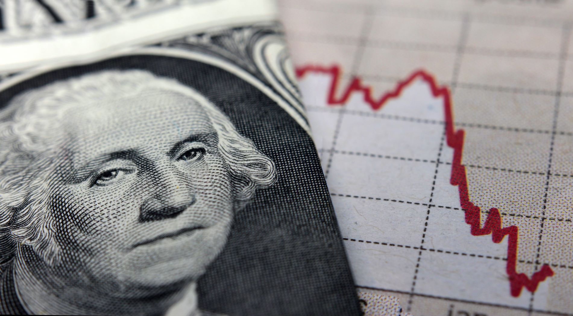 Доллар на грани в преддверии NFP США